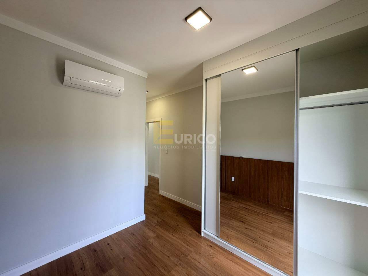 Casa em condomínio à venda no Condomínio Villaggio Maranello em Vinhedo/SP: 