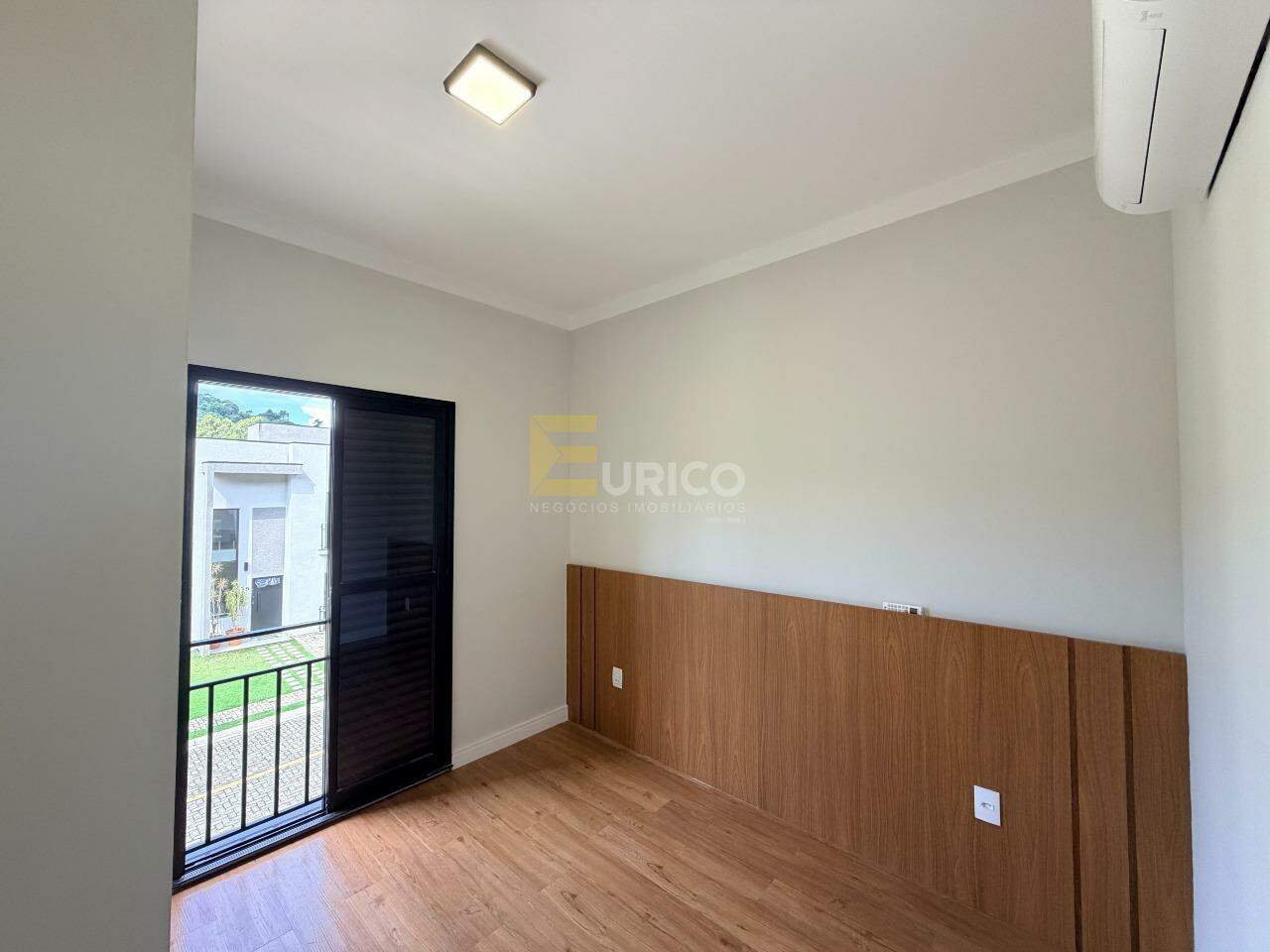 Casa em condomínio à venda no Condomínio Villaggio Maranello em Vinhedo/SP: 