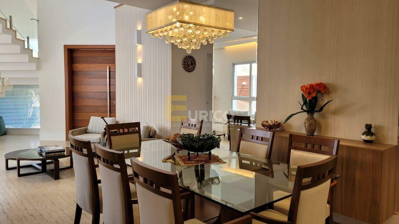 Casa em condomínio à venda no Condomínio Zurich Dorf em Valinhos/SP: Sala de jantar