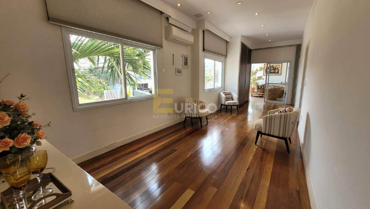 Casa em condomínio à venda no Condomínio Zurich Dorf em Valinhos/SP: