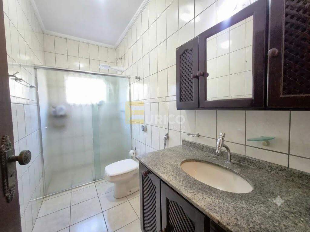 Casa à venda no VILA GENOVEVA em Valinhos/SP: 