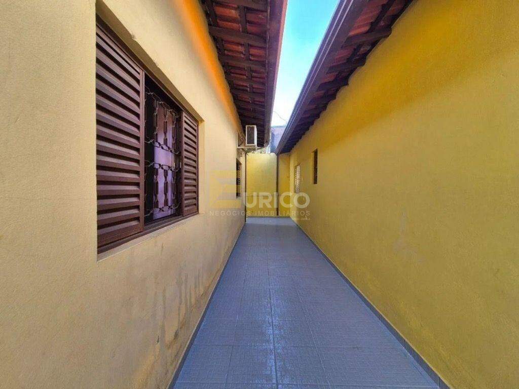 Casa à venda no VILA GENOVEVA em Valinhos/SP: 