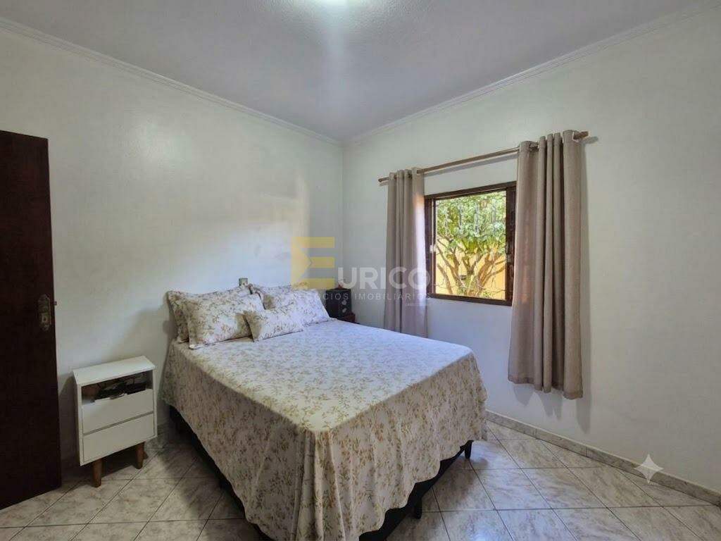 Casa à venda no VILA GENOVEVA em Valinhos/SP: 