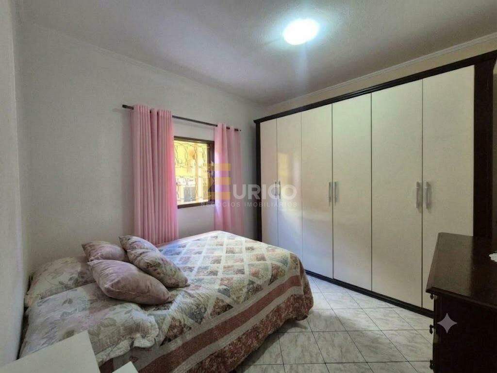 Casa à venda no VILA GENOVEVA em Valinhos/SP: 