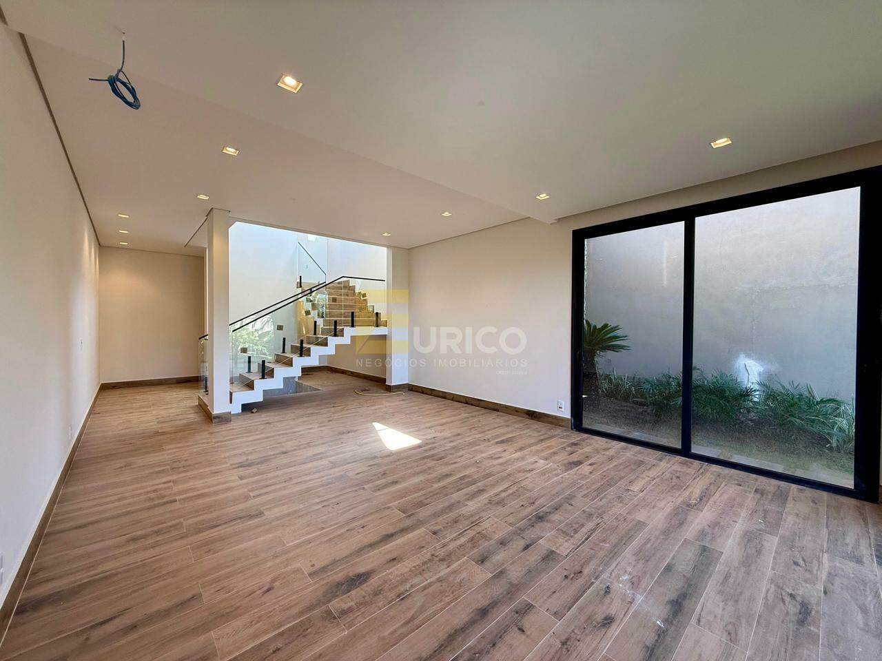 Casa em condomínio à venda no Condomínio Reserva do Itamaracá em Valinhos/SP: 