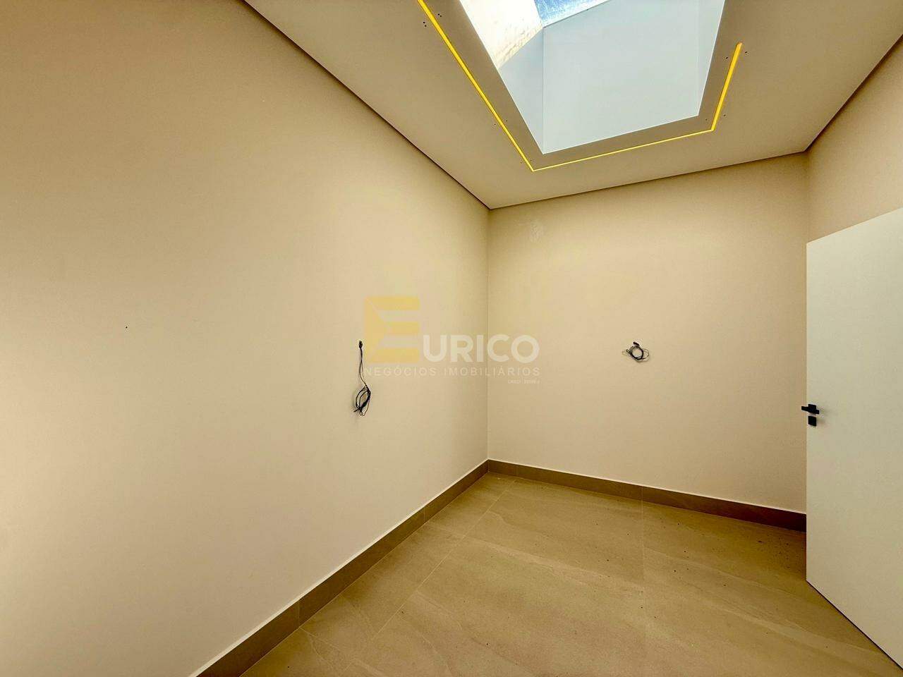 Casa em condomínio à venda no Condomínio Reserva do Itamaracá em Valinhos/SP: 