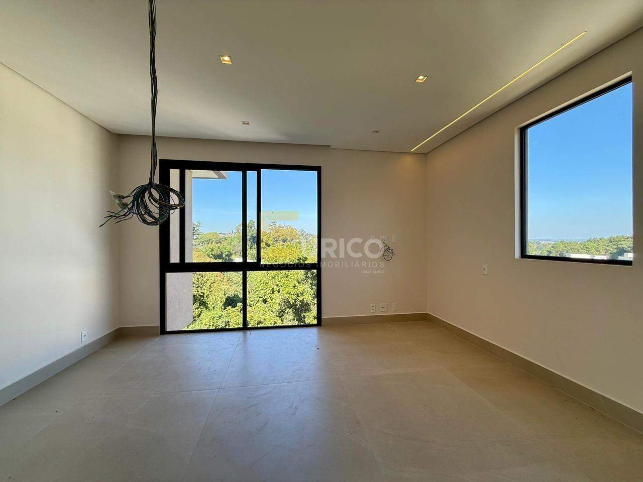 Casa em condomínio à venda no Condomínio Reserva do Itamaracá em Valinhos/SP: 
