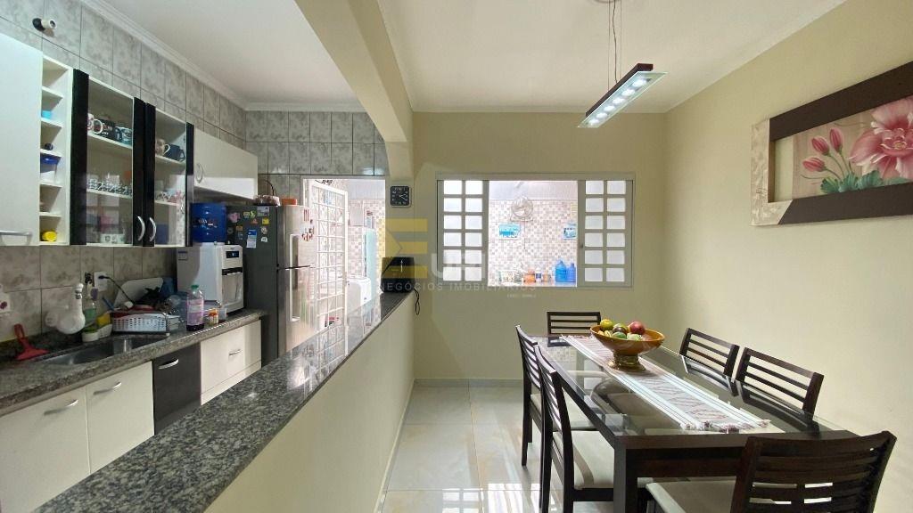Casa à venda no SAMAMBAIA em Mairiporã/SP: