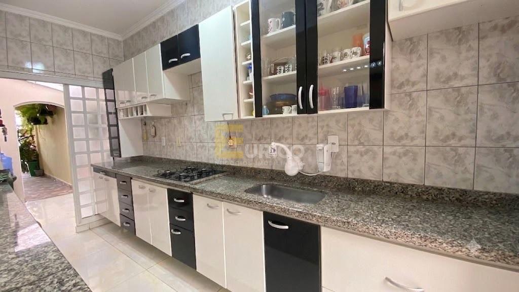 Casa à venda no SAMAMBAIA em Mairiporã/SP: