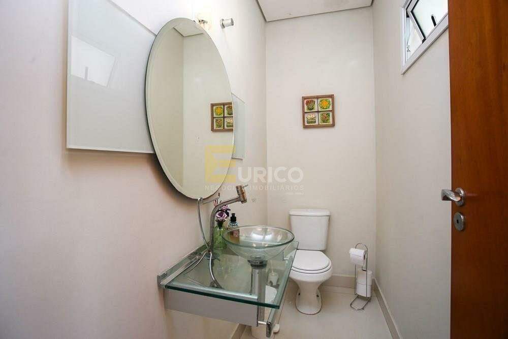 Casa em condomínio à venda no Condomínio Vivenda das Cerejeiras em Valinhos/SP: