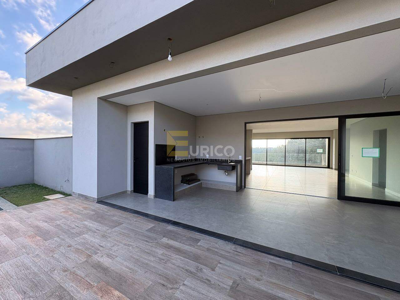 Casa em condomínio à venda no Condomínio Santa Isabel - Fase II em Louveira/SP: 