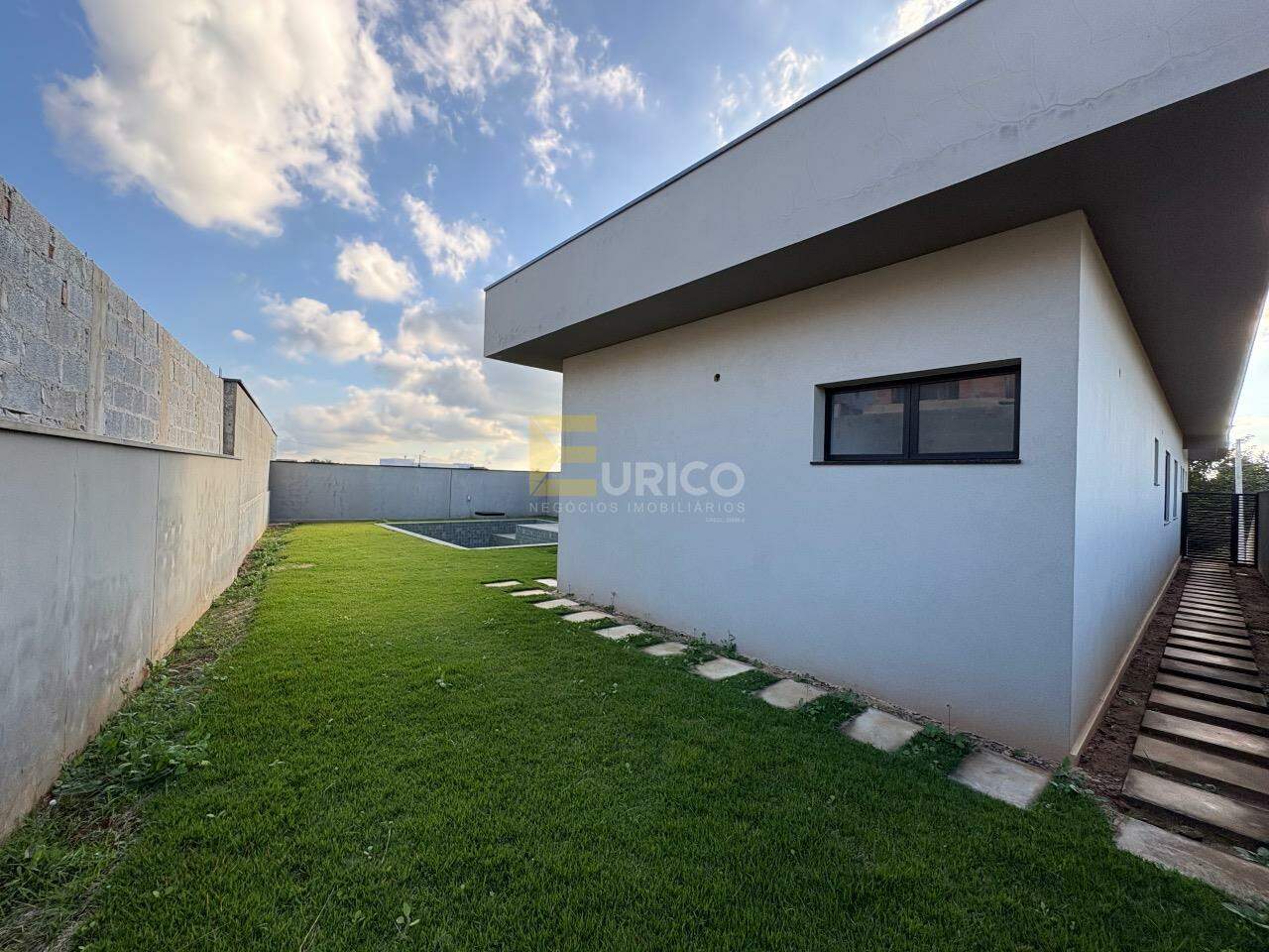 Casa em condomínio à venda no Condomínio Santa Isabel - Fase II em Louveira/SP: 