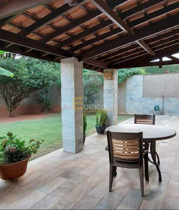 Casa em condomínio à venda no Condomínio Vale do Itamaracá em Valinhos/SP: 