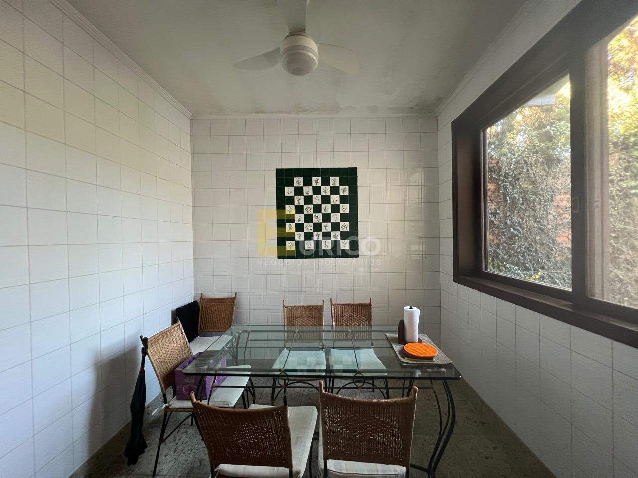 Casa em condomínio à venda no Condomínio Vale do Itamaracá em Valinhos/SP: 