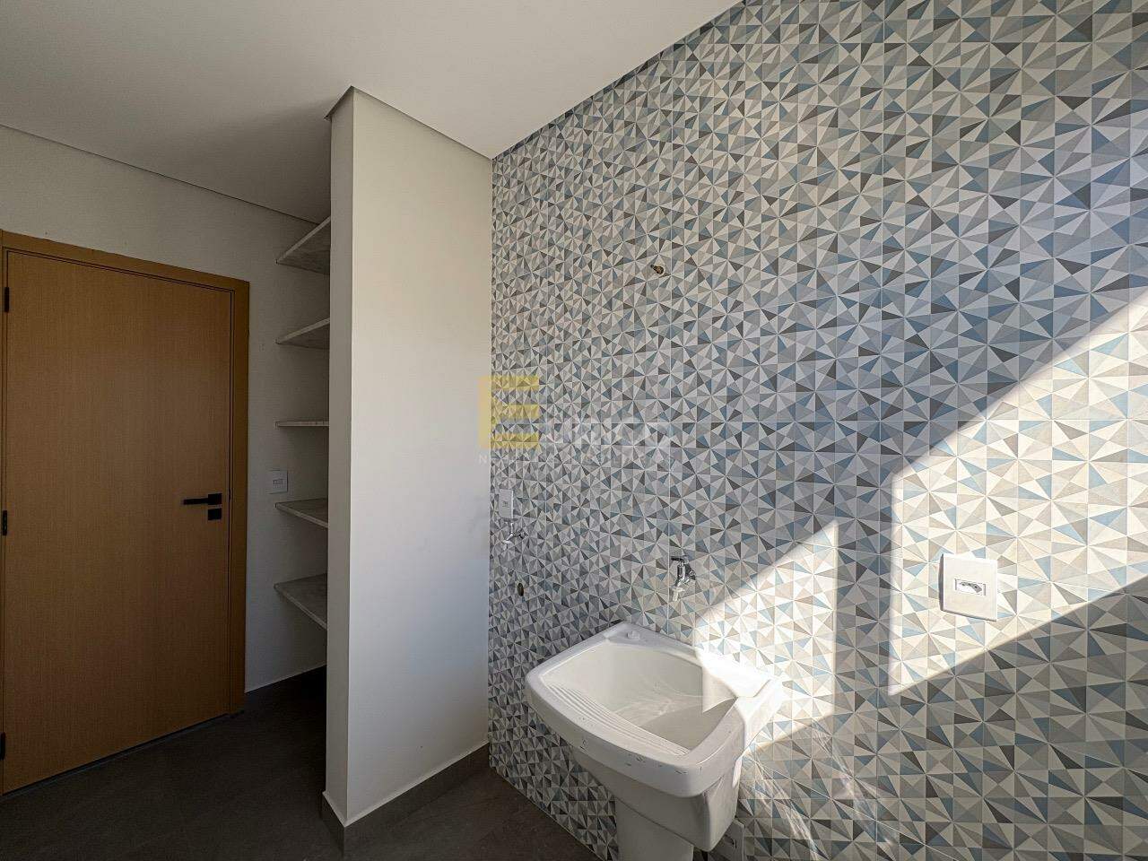 Casa em condomínio à venda no Condomínio Portal do Bosque em Louveira/SP: 