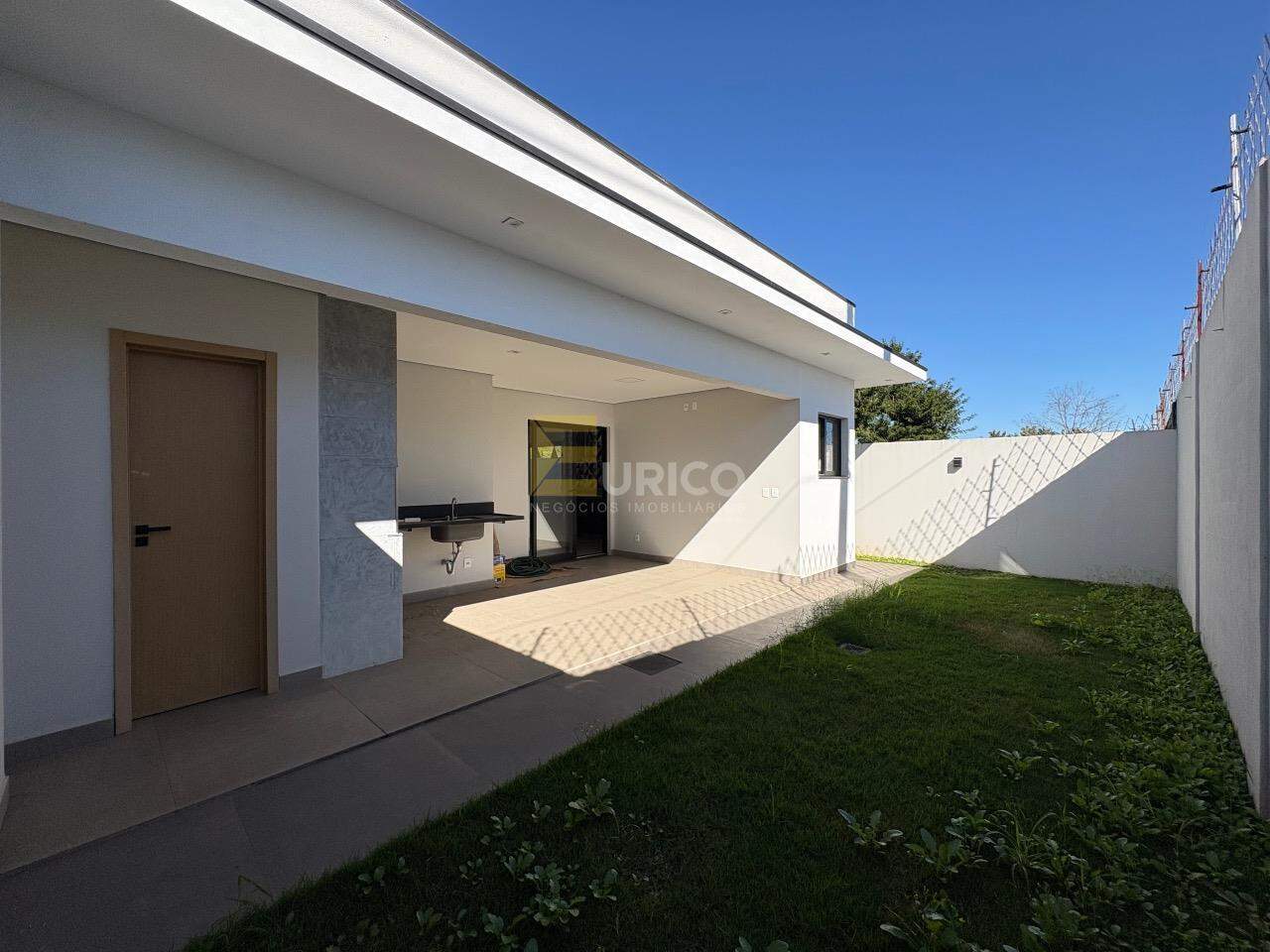 Casa em condomínio à venda no Condomínio Portal do Bosque em Louveira/SP: 