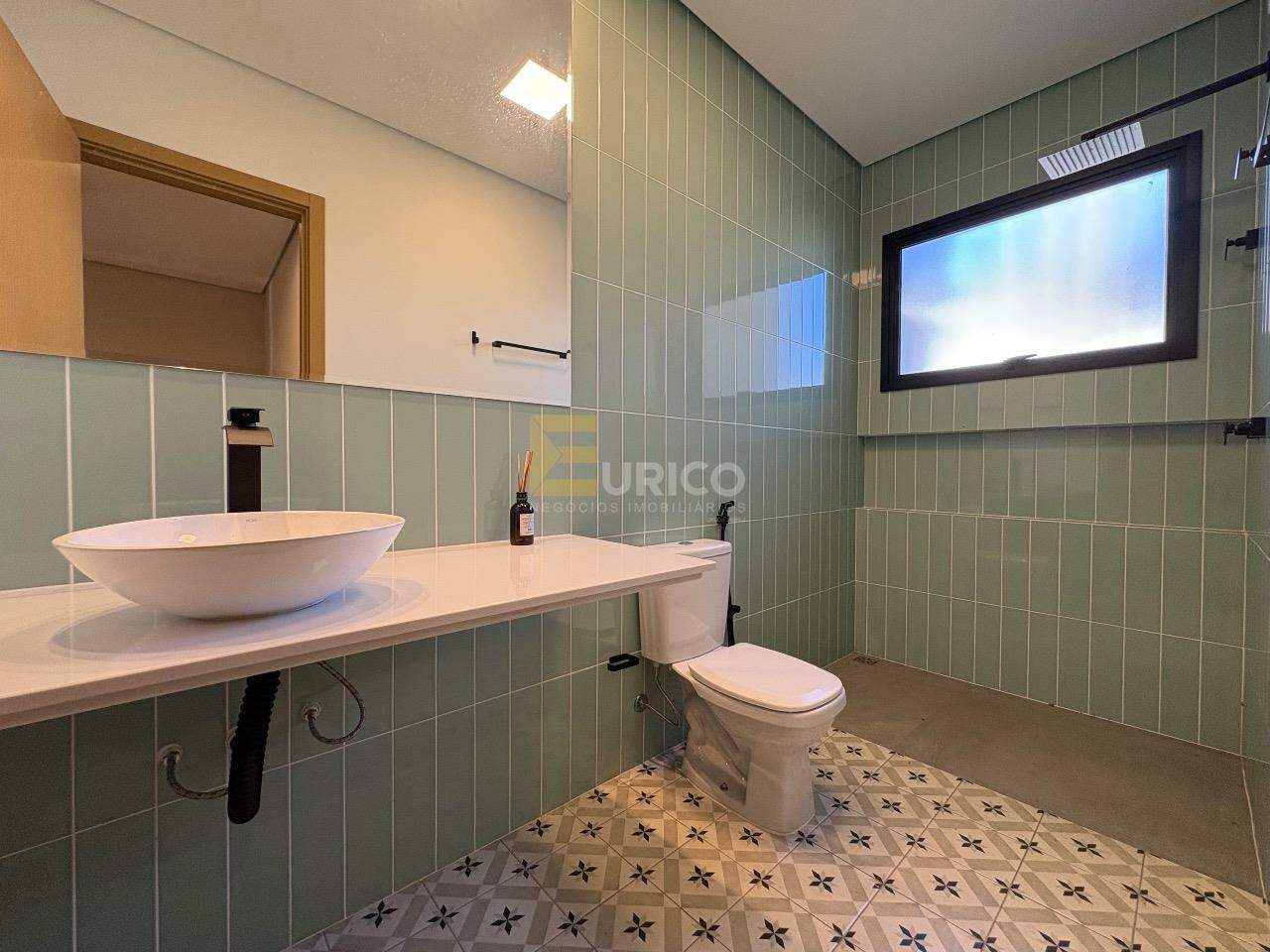 Casa em condomínio à venda no Condomínio Portal do Bosque em Louveira/SP: 