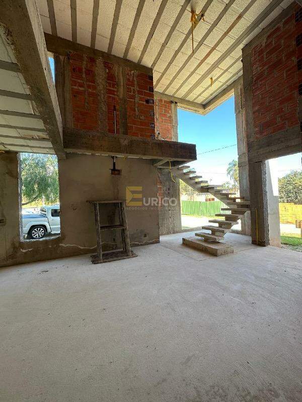 Casa em condomínio à venda no Condomínio Portal do Bosque em Louveira/SP: 