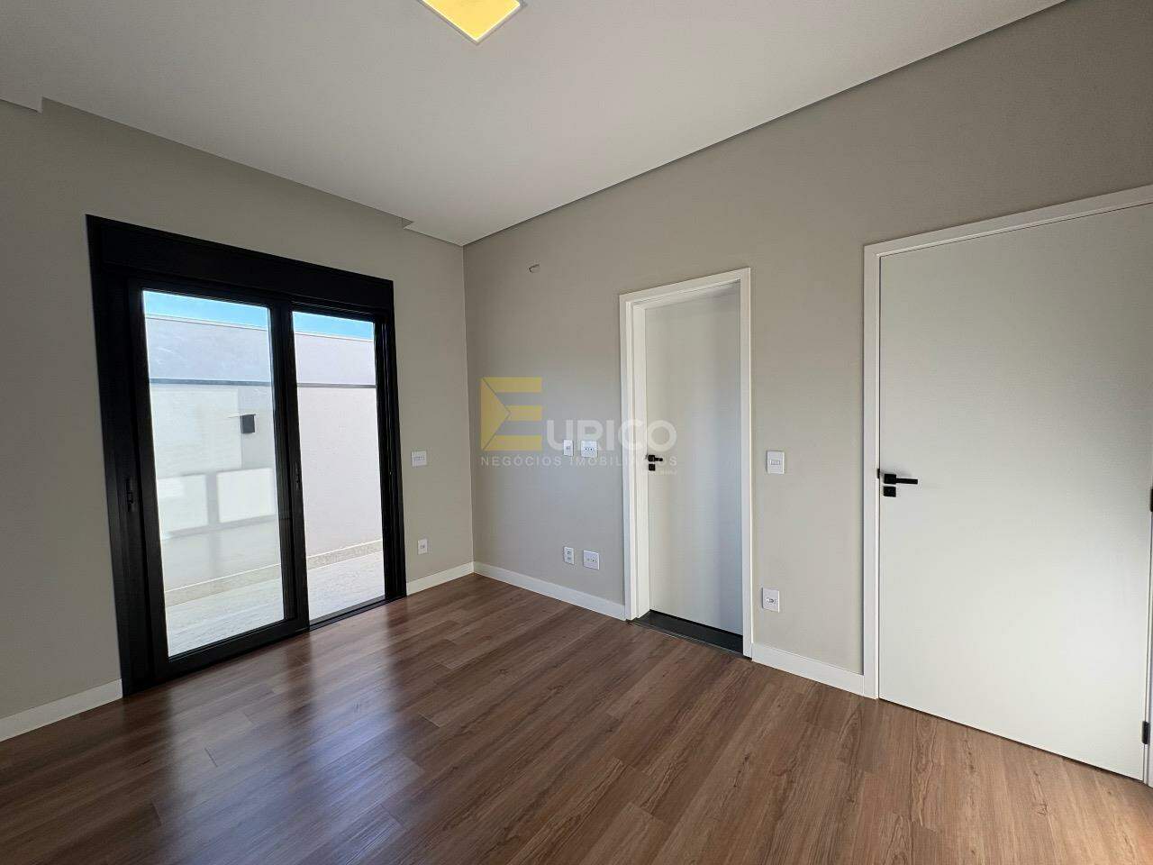 Casa em condomínio à venda no Condomínio Santa Isabel em Louveira/SP: