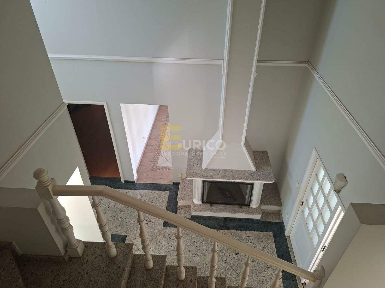 Casa em condomínio à venda no Condomínio Vista Alegre - Sede em Vinhedo/SP: 