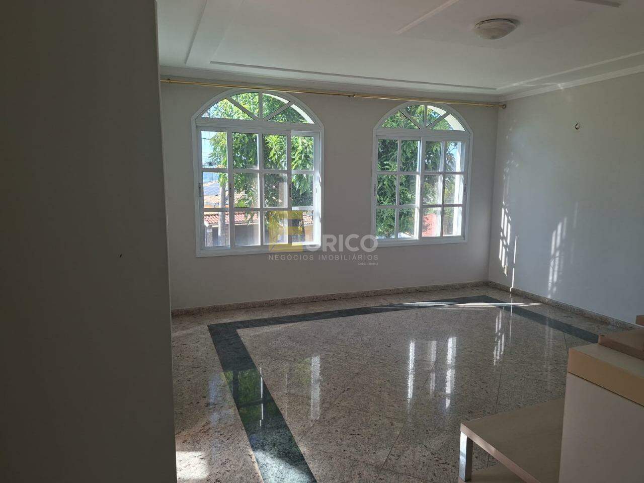 Casa em condomínio à venda no Condomínio Vista Alegre - Sede em Vinhedo/SP: 