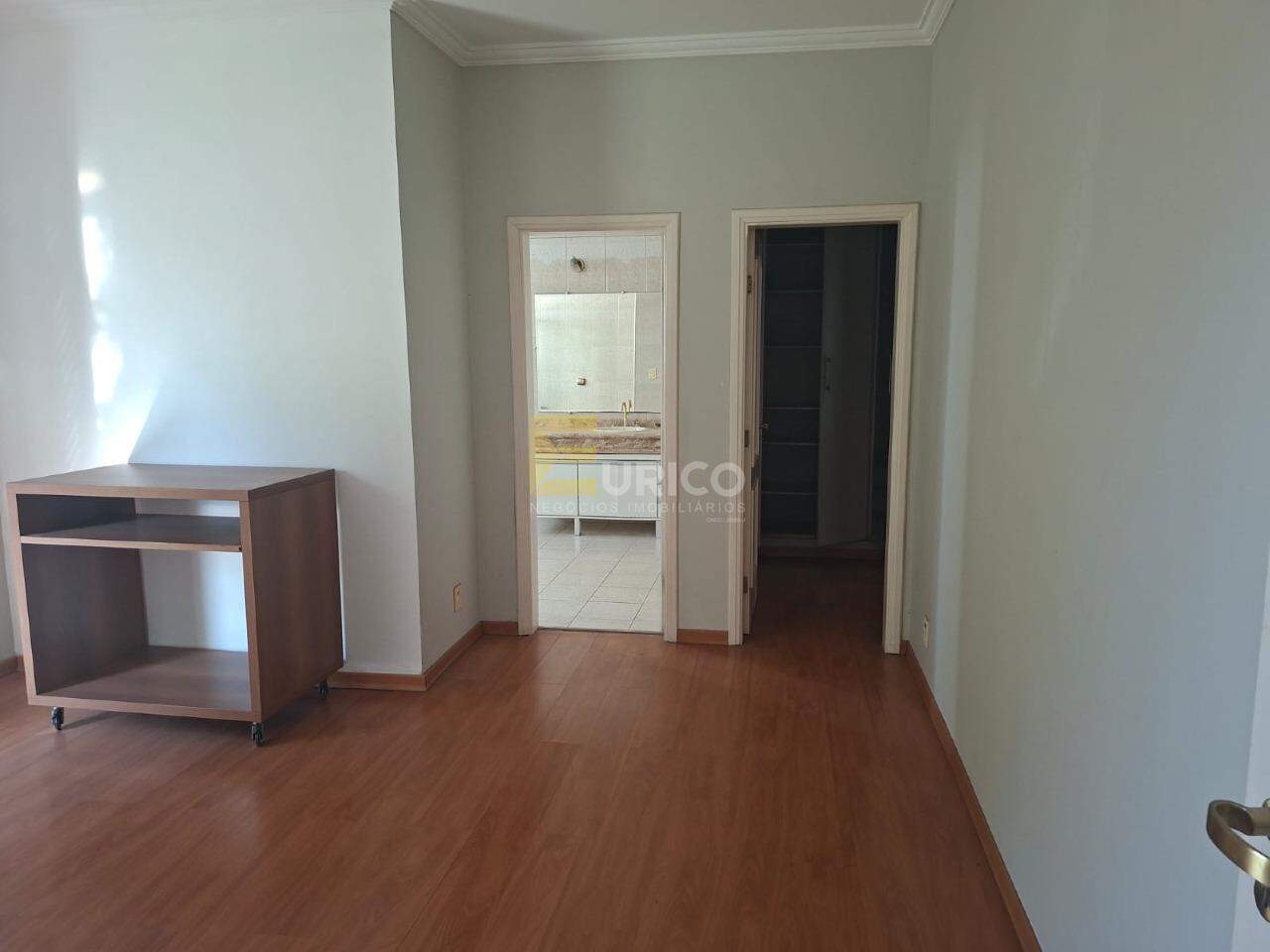 Casa em condomínio à venda no Condomínio Vista Alegre - Sede em Vinhedo/SP: 