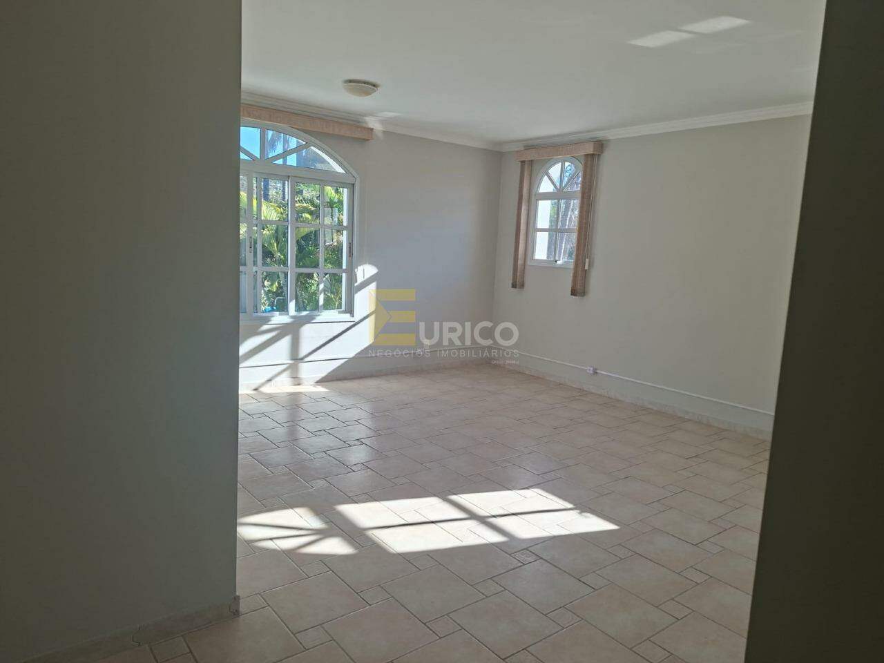 Casa em condomínio à venda no Condomínio Vista Alegre - Sede em Vinhedo/SP: 