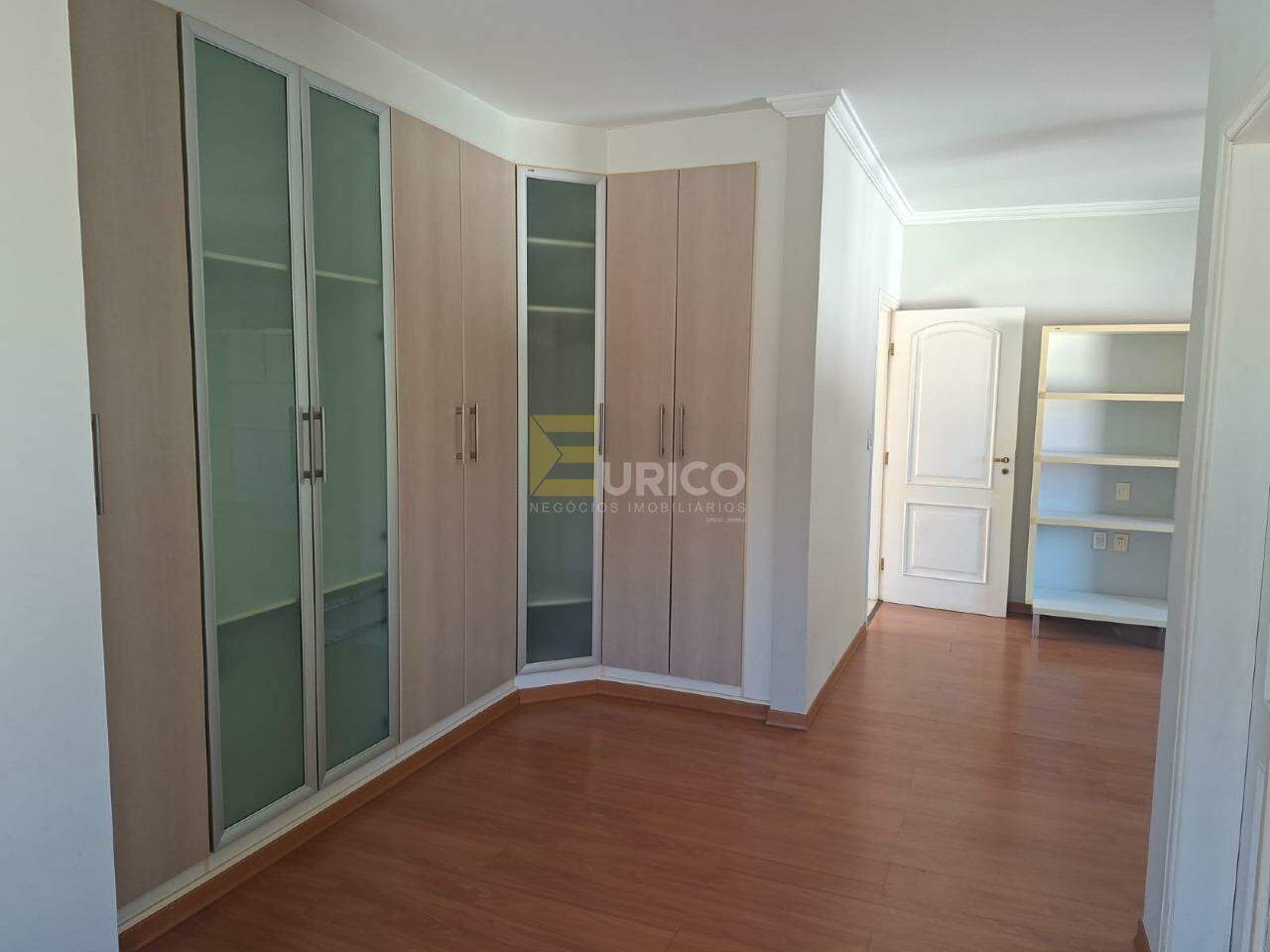 Casa em condomínio à venda no Condomínio Vista Alegre - Sede em Vinhedo/SP: 