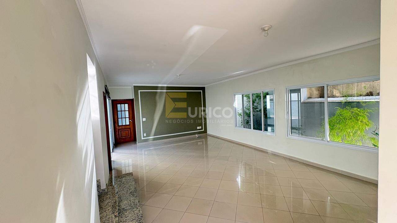 Casa em condomínio à venda no Bosque em Vinhedo/SP: 