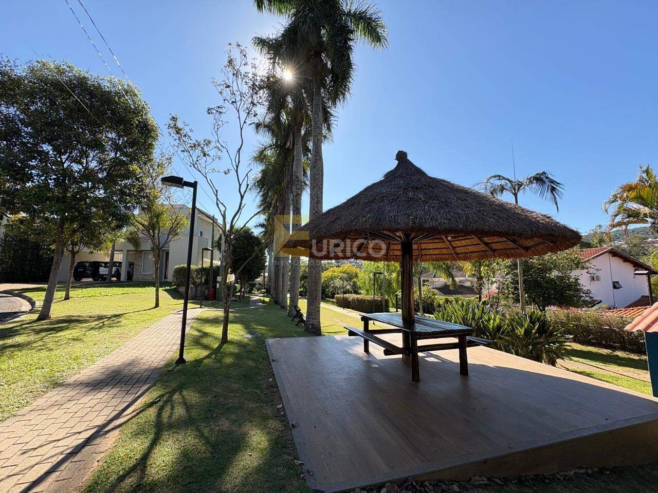 Casa em condomínio à venda no Bosque em Vinhedo/SP: 