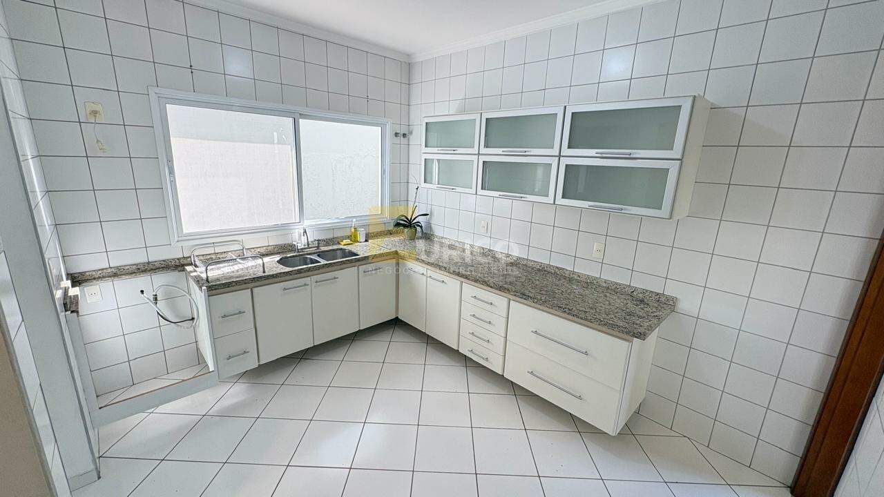 Casa em condomínio à venda no Bosque em Vinhedo/SP: