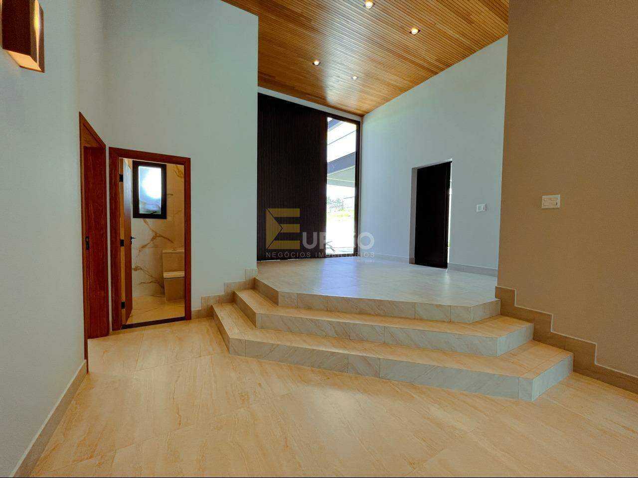 Casa em condomínio para aluguel no Condomínio Residencial Villa D’Oro em Vinhedo/SP: 