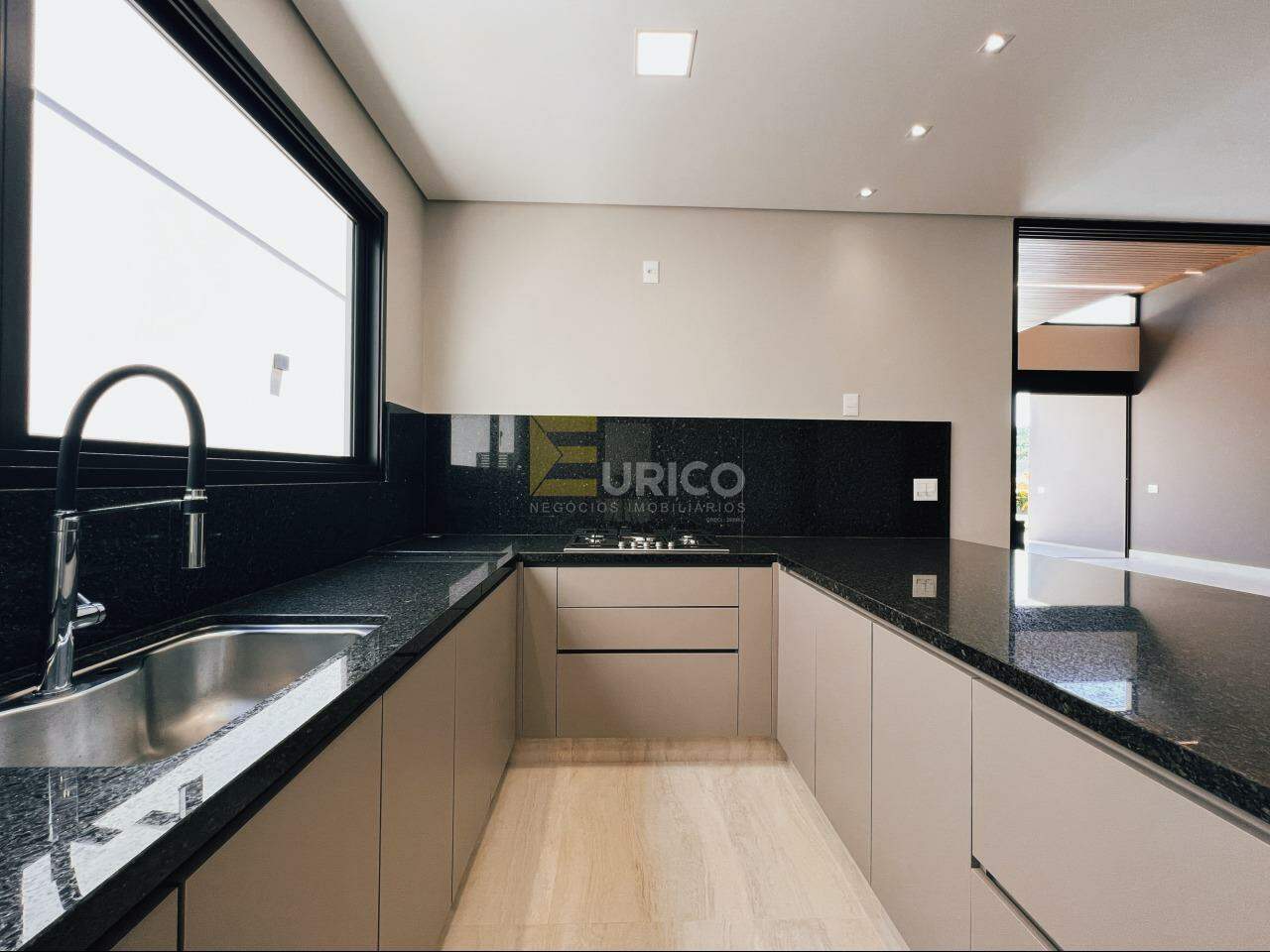 Casa em condomínio para aluguel no Condomínio Residencial Villa D’Oro em Vinhedo/SP: 