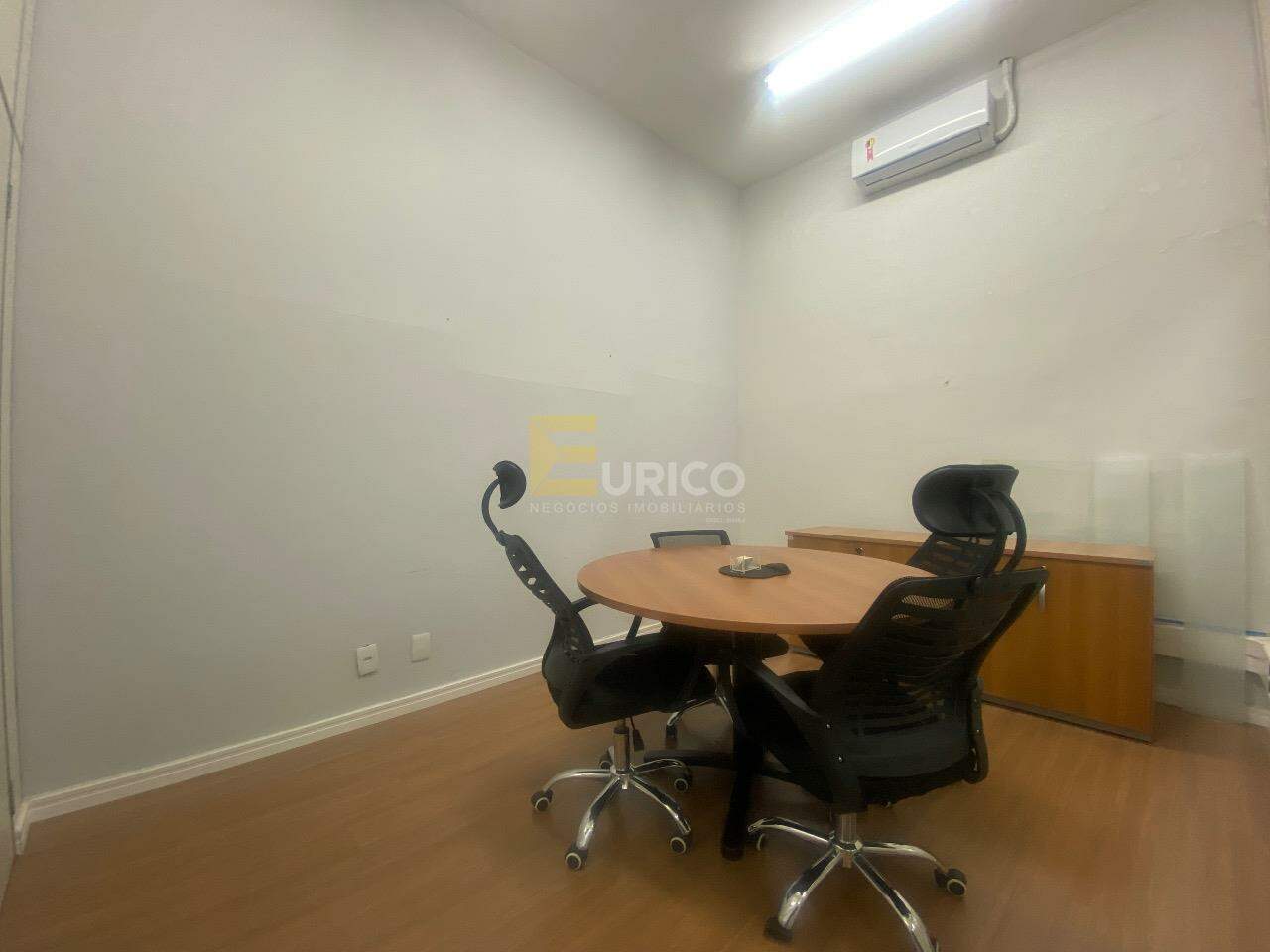 Sala para aluguel no Centro em Vinhedo/SP: