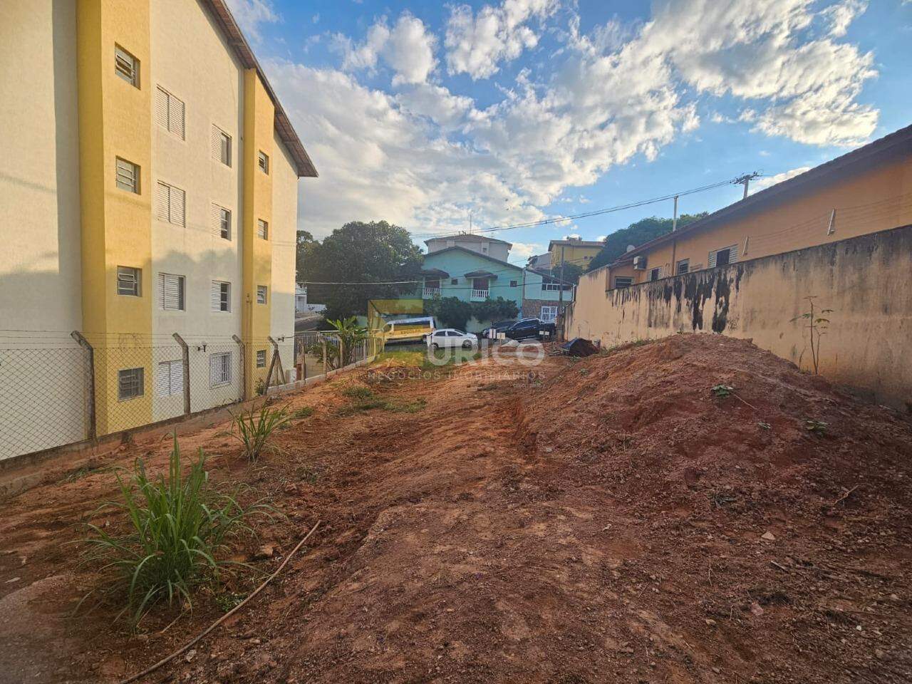 Terreno à venda no Jardim Pacaembu em Valinhos/SP: 