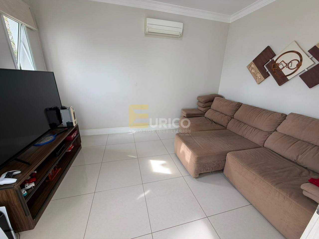 Casa em condomínio para aluguel no Condomínio Portal do Lago em Valinhos/SP: 