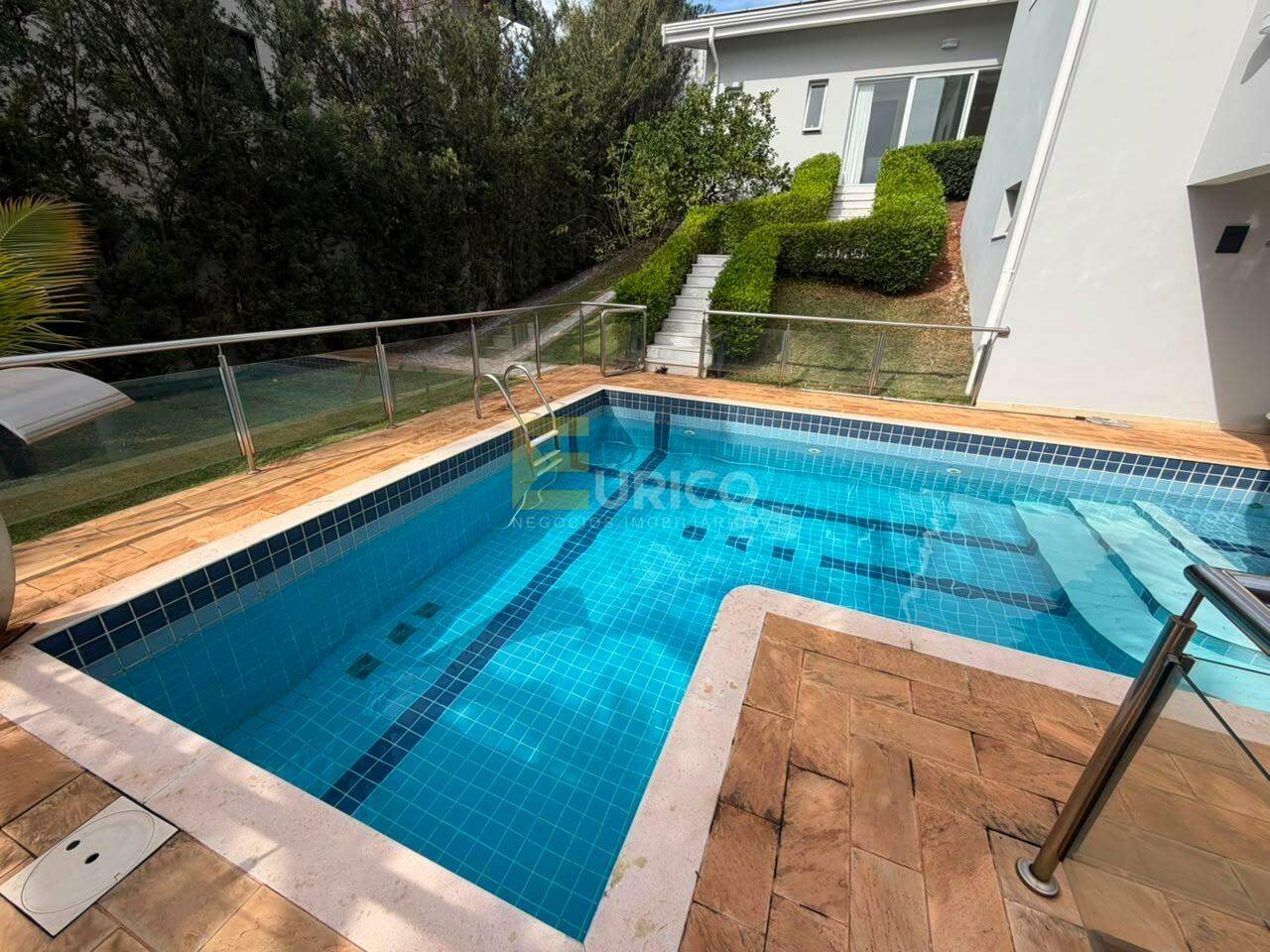 Casa em condomínio para aluguel no Condomínio Portal do Lago em Valinhos/SP: 