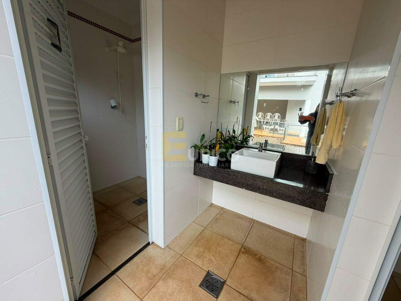 Casa em condomínio para aluguel no Condomínio Portal do Lago em Valinhos/SP: 