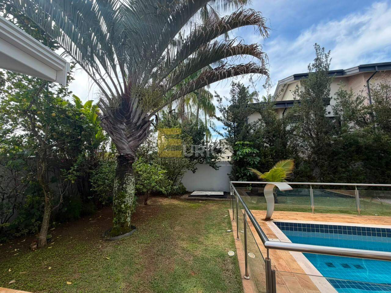 Casa em condomínio para aluguel no Condomínio Portal do Lago em Valinhos/SP: 