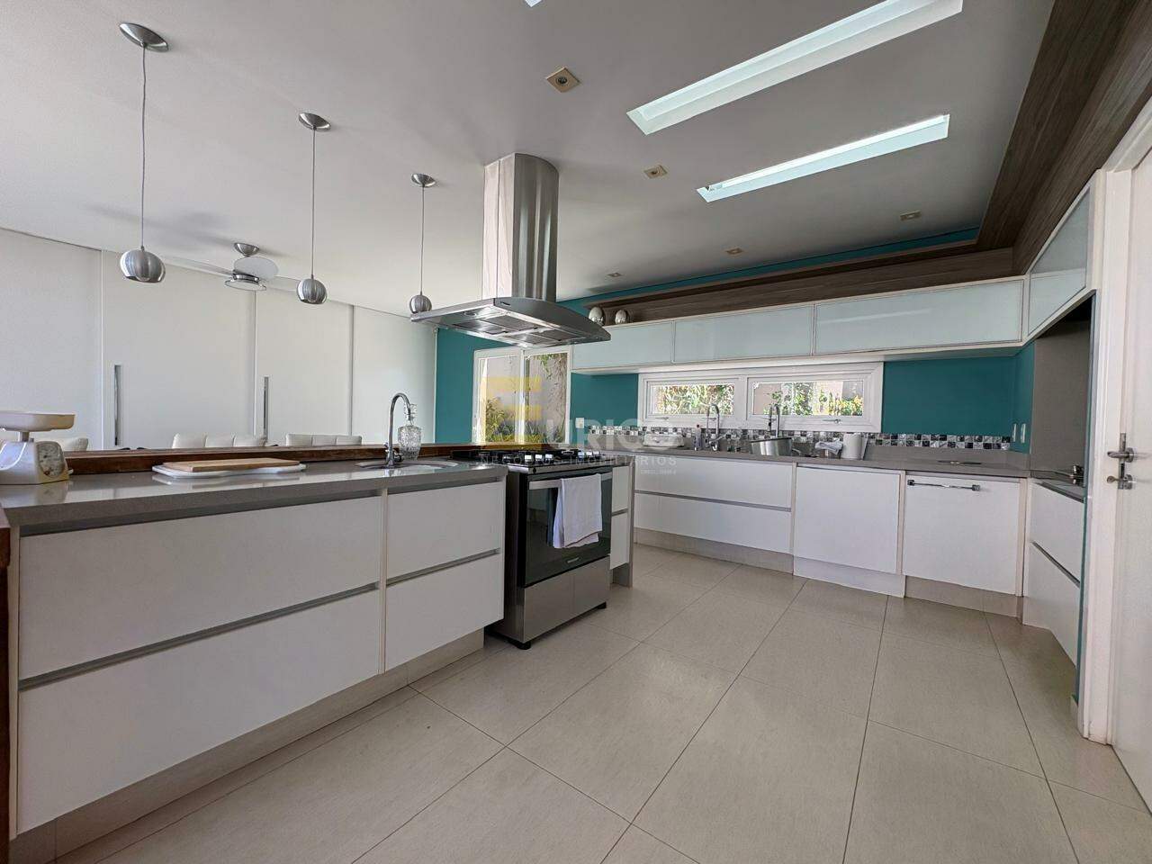 Casa em condomínio à venda no Vista Alegre em Vinhedo/SP: COZINHA