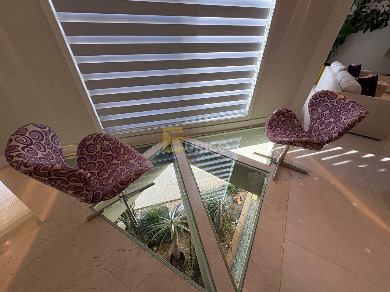 Casa em condomínio à venda no Vista Alegre em Vinhedo/SP: CHÃO DE VIDRO