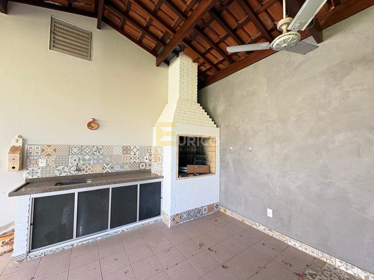 Casa em condomínio à venda no Condomínio Vista Alegre - Sede em Vinhedo/SP: 