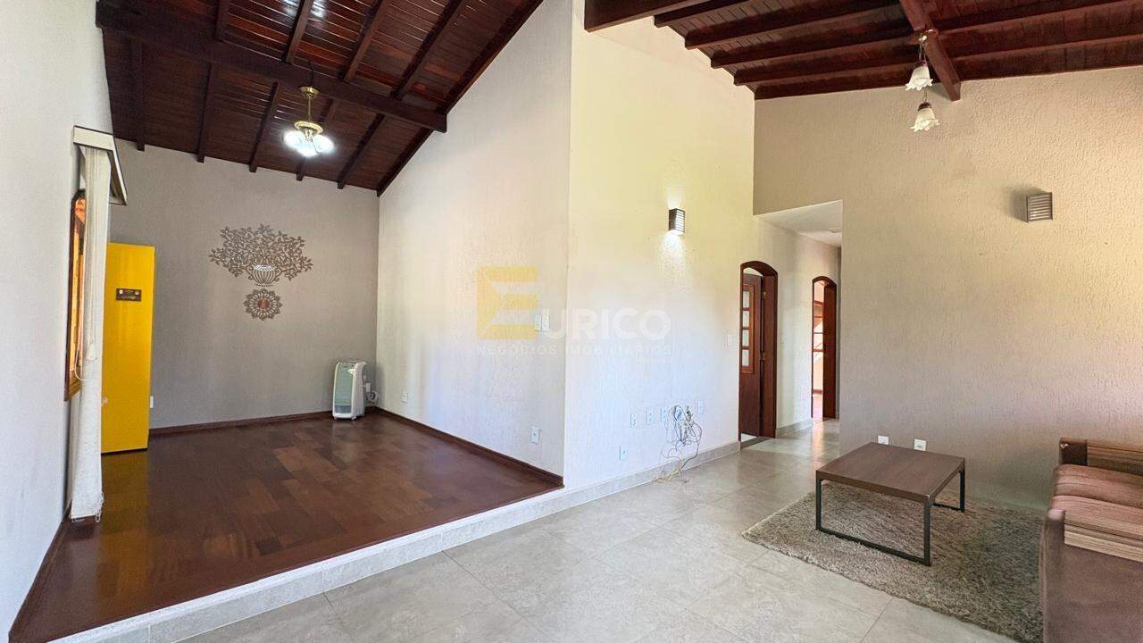 Casa em condomínio à venda no Condomínio Vista Alegre - Sede em Vinhedo/SP: 