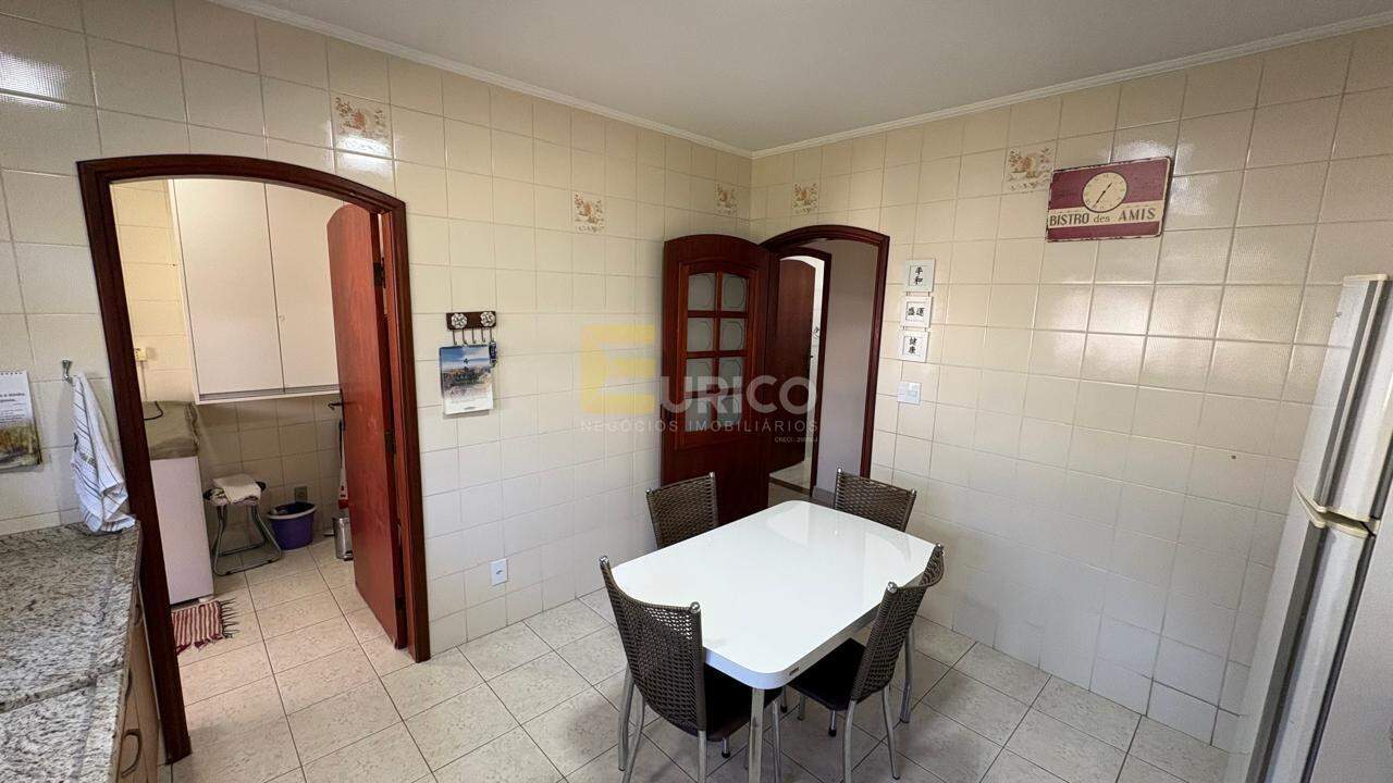 Casa em condomínio à venda no Condomínio Vista Alegre - Sede em Vinhedo/SP: 