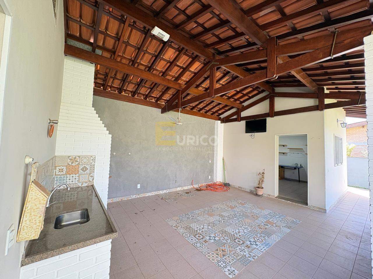 Casa em condomínio à venda no Condomínio Vista Alegre - Sede em Vinhedo/SP: 