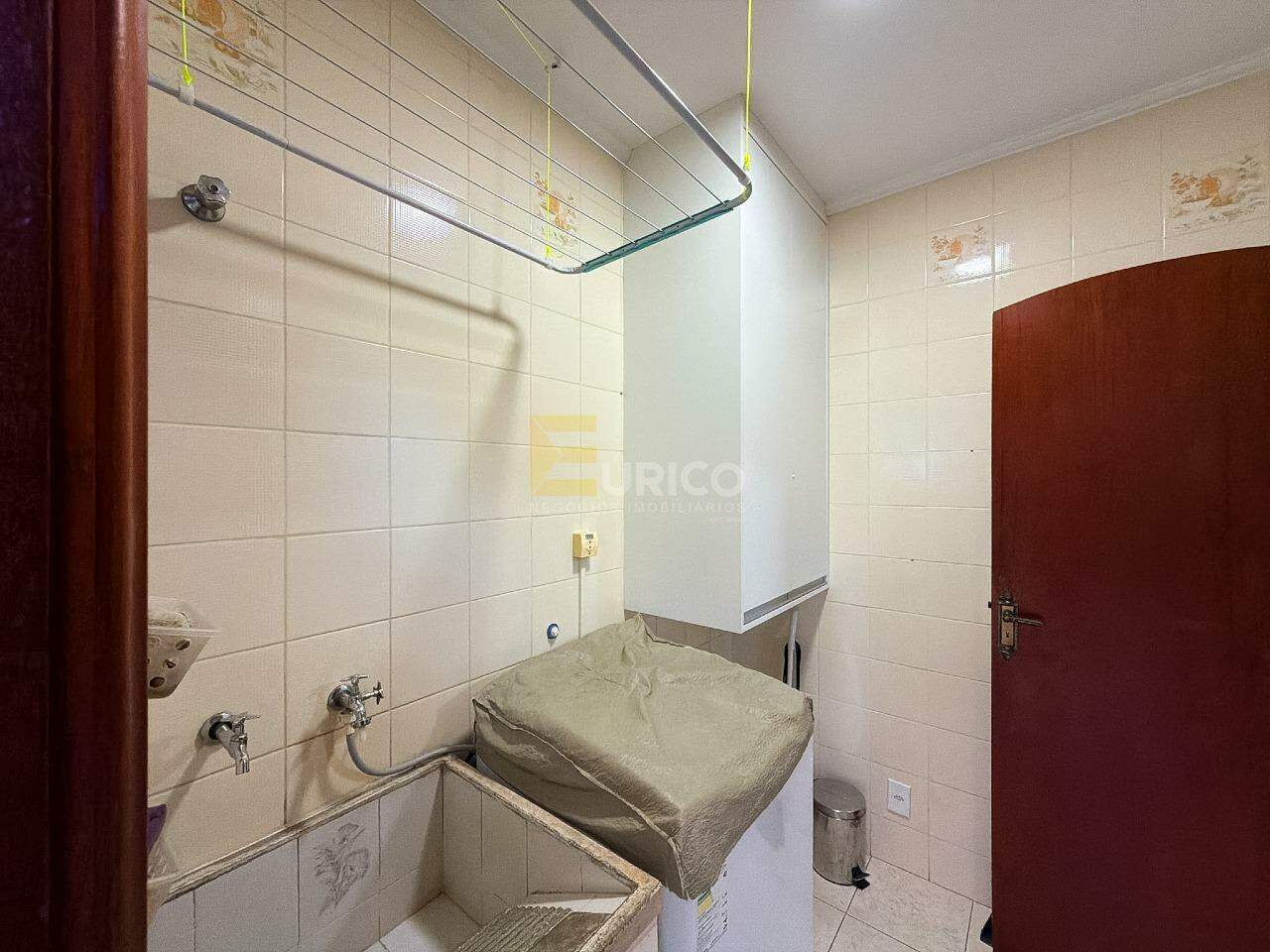 Casa em condomínio à venda no Condomínio Vista Alegre - Sede em Vinhedo/SP: 