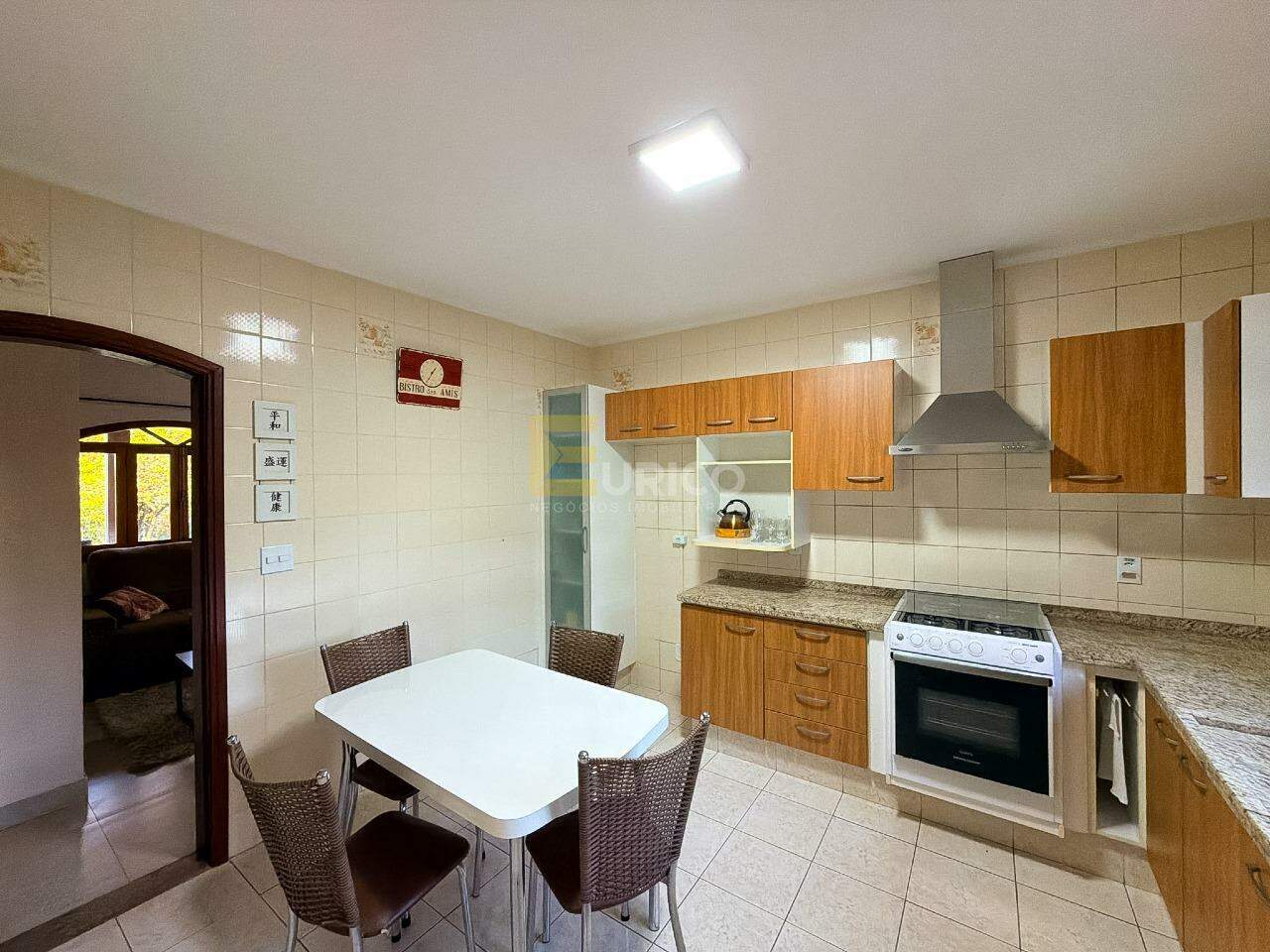 Casa em condomínio à venda no Condomínio Vista Alegre - Sede em Vinhedo/SP: 