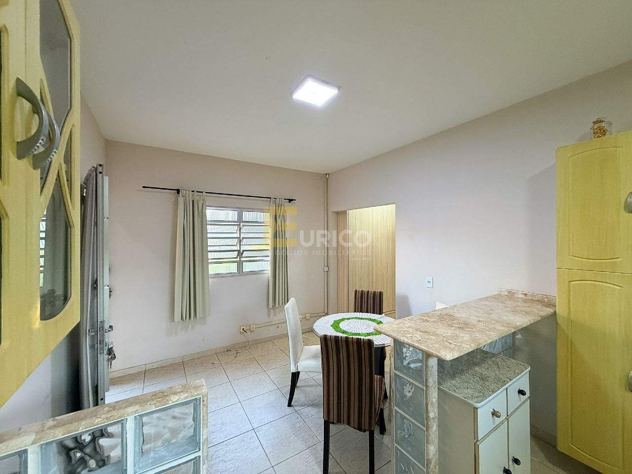 Casa em condomínio à venda no Condomínio Vista Alegre - Sede em Vinhedo/SP: 