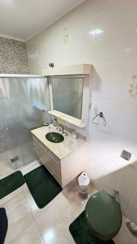 Casa em condomínio à venda no Condomínio Vista Alegre - Sede em Vinhedo/SP: 