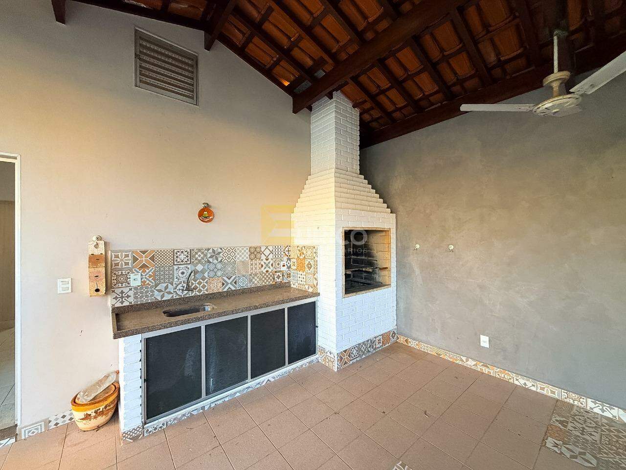 Casa em condomínio à venda no Condomínio Vista Alegre - Sede em Vinhedo/SP: 